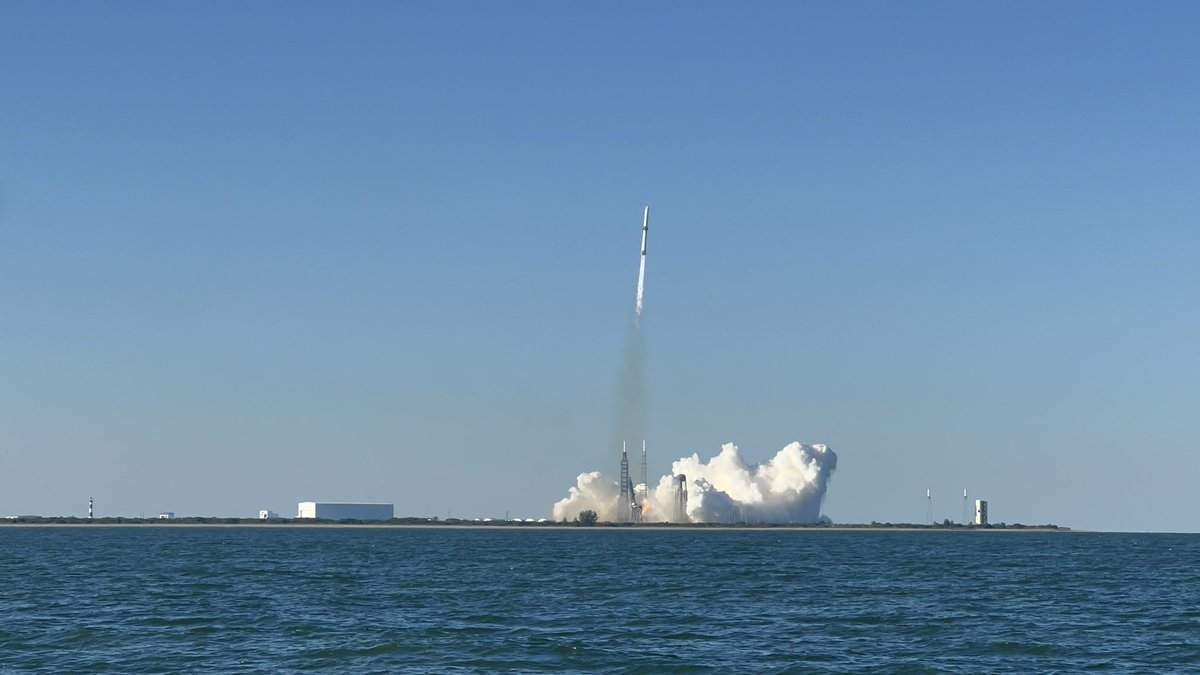 Dondactor's tweet image. New Glenn NG-2 carrying ESCAPADE