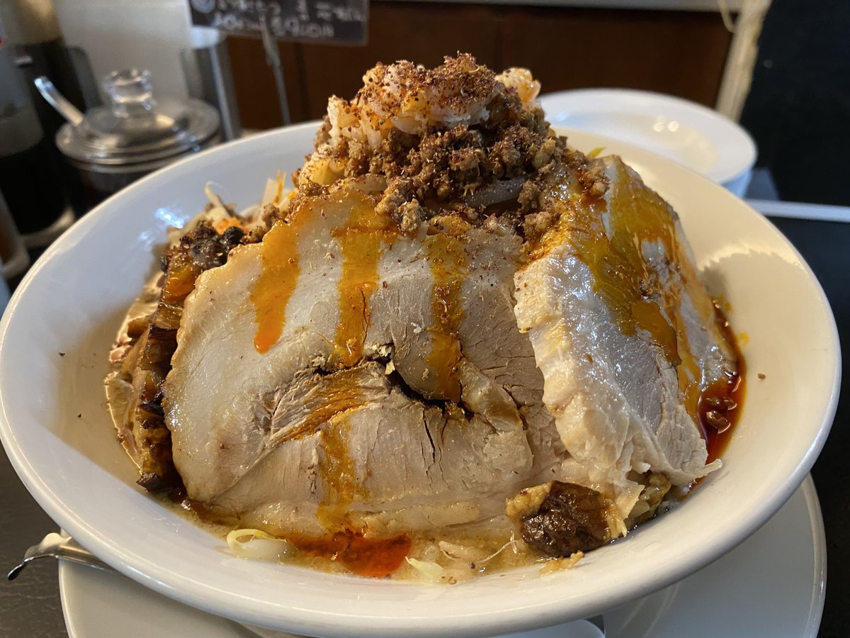 週末に食べたいマシマシ一七五郎🍜