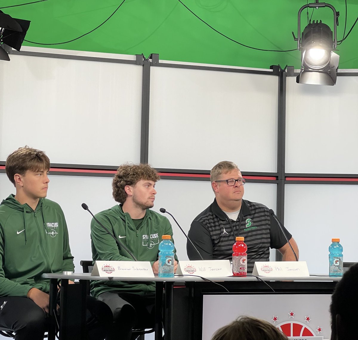 Syracuse basketball is hoping for a big 2025-2026 season! 

<a href="/WillJanssen23/">Will Janssen</a> and company in town for <a href="/UNLimitedSport3/">UNLimited Sports</a> media days! 

<a href="/sdarocketfball/">Syracuse Rocket Football</a> | <a href="/Rockets_Hoops/">Syracuse Rockets Basketball</a>
