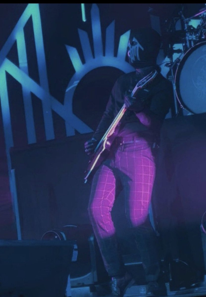 x.com/buffys/status/…