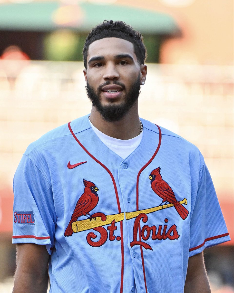 Novelship's tweet image. OFFICIAL IMAGES

Jordan Brand x Jayson Tatum "Welcome to St. Louis" Pack

#sneakerrelease #nike #newrelease #sneakers #shoes #fashion #cool #trending #sneakerhead #streetstyle #foryoupage #fyp #sneaker #kicks #tatum
