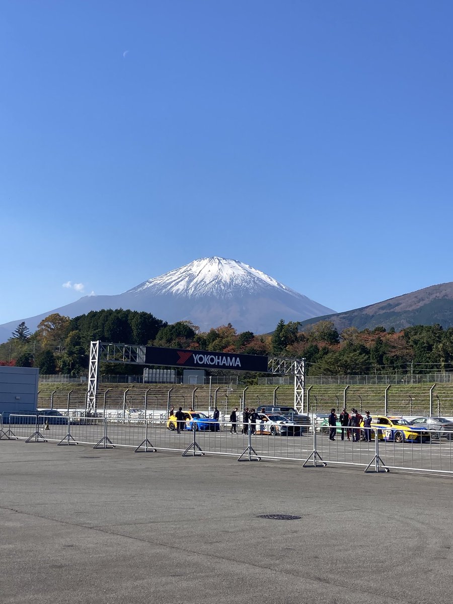 muramo_roadster's tweet image. 今週末は富士スピードウェイで
s耐チャレンジが開催されます。
当社も若手2名が優勝目指して頑張ります
ので応援よろしくお願いします

#s耐チャレンジ
#マツダロードスター
#MAZDAROADSTER
#supertaikyu
#miata
#mx5racingcar
#miatamx5
#jdm
#japancars