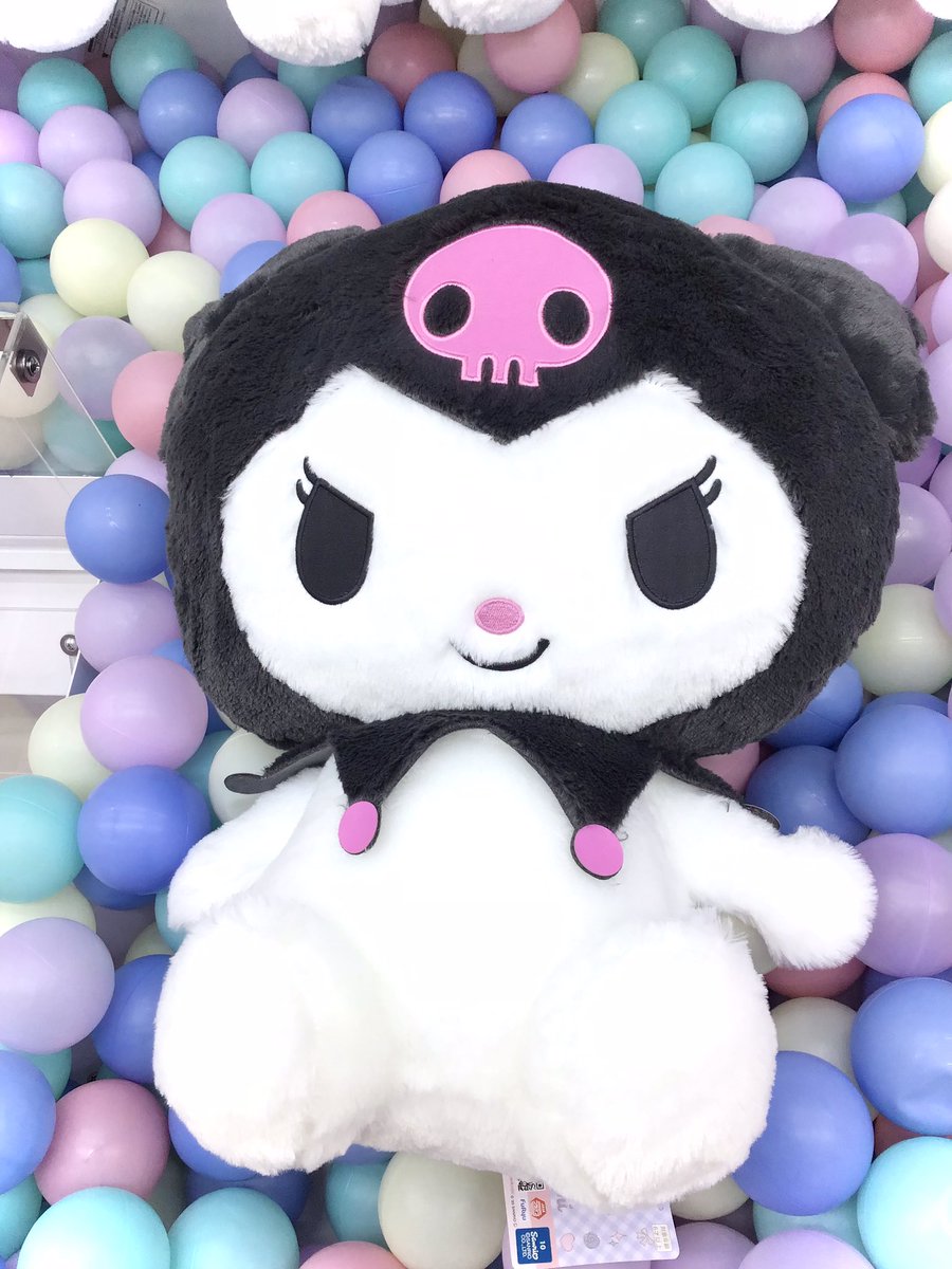 新景品入荷しました！🤗 🖤クロミ超超BIGぬいぐるみ〜ふわふわ