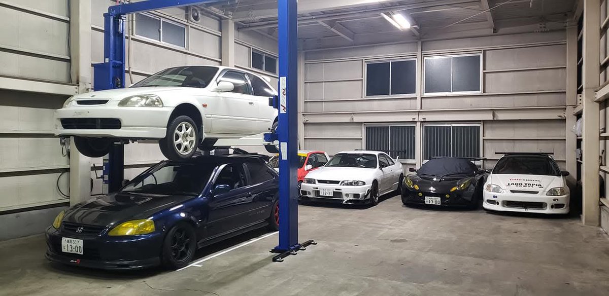 車好きの仲間に囲まれて工具箱1つから始めたUNPARALLELLED FACTORY OPENからもうあっという間に7年😁沢山の方々に支えられながらの7年。

出会いや別れも経験しながら順風満帆 フルスロットルになるように皆様に背中を押していただきながら今日に至っています🛻