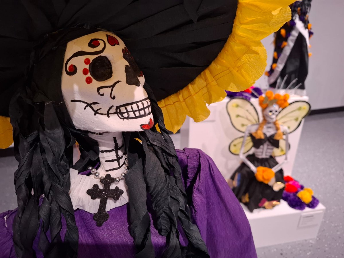 eldescafeinado's tweet image. #Guía | Cartonería: una tradición viva, exposición en #JAPI 👇

📍 Sala de Exposiciones Temporales del 25 de octubre al 30 de noviembre. 
📆 Martes a domingo de 11:00 a 18:00 horas.
🎟 Entrada libre.

#eldescafeinado ☕