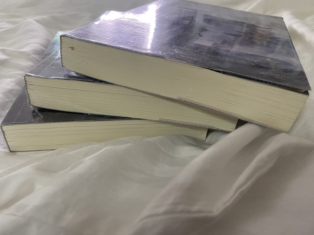 PPShop29's tweet photo. หนังสือมือ2 สภาพ 80% ค้า
ตัวร้ายอย่างข้า (ปกเก่า) มีปกใสให้ทุกเล่ม 
600 บาท ส่งฟรีลงทะเบียน! สนใจสอบถามได้ค้า #หนังสือมือสอง  #หนังสือมือสองสภาพดี #หนังสือมือสองราคาถูก #หนังสือมือ2 #ตัวร้ายอย่างข้าจะหนีเอาตัวรอดยังไงดี https://t.co/7ml6DO46HM