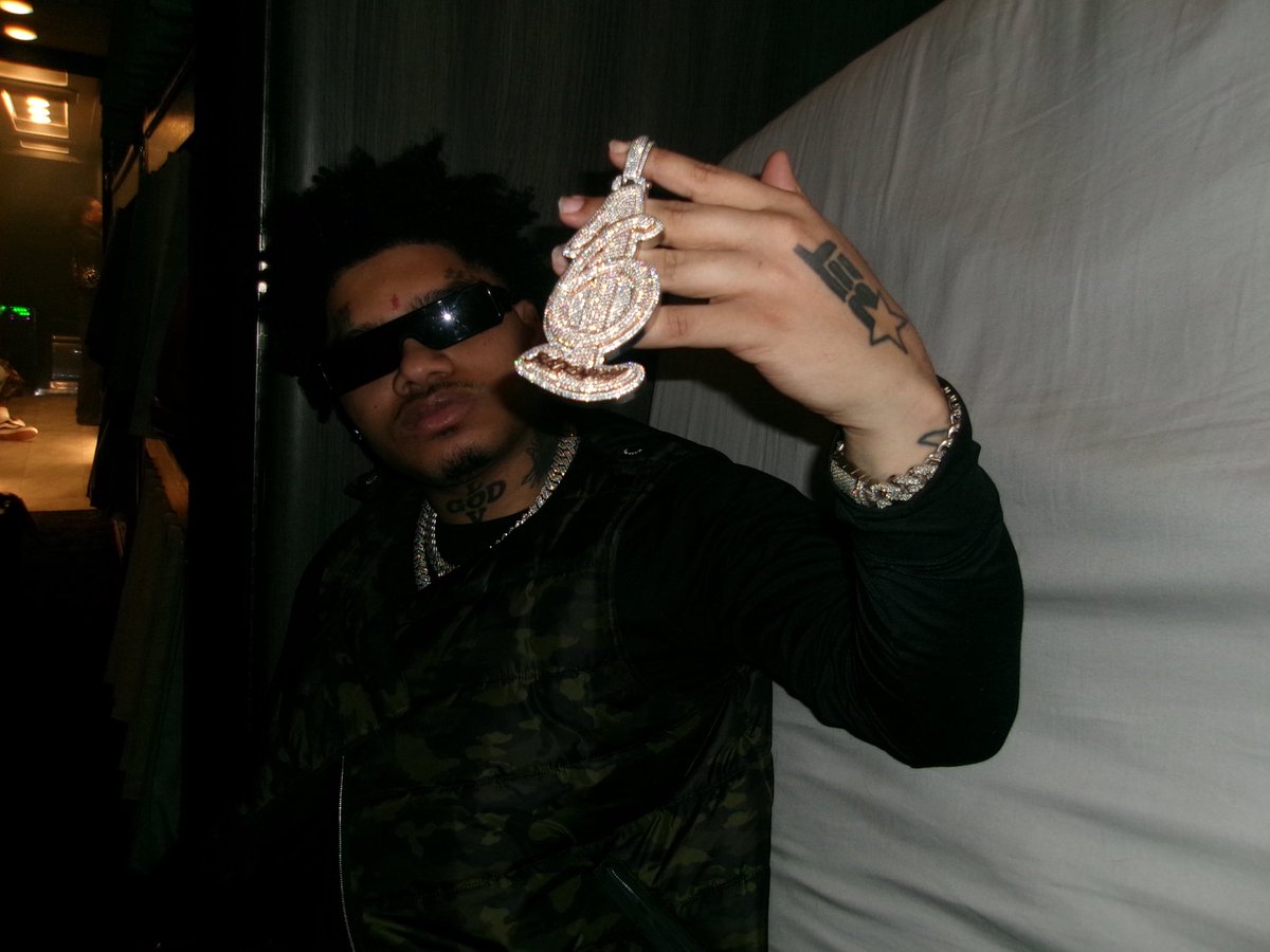 NoCap's tweet image. 🤷🏽‍♂️