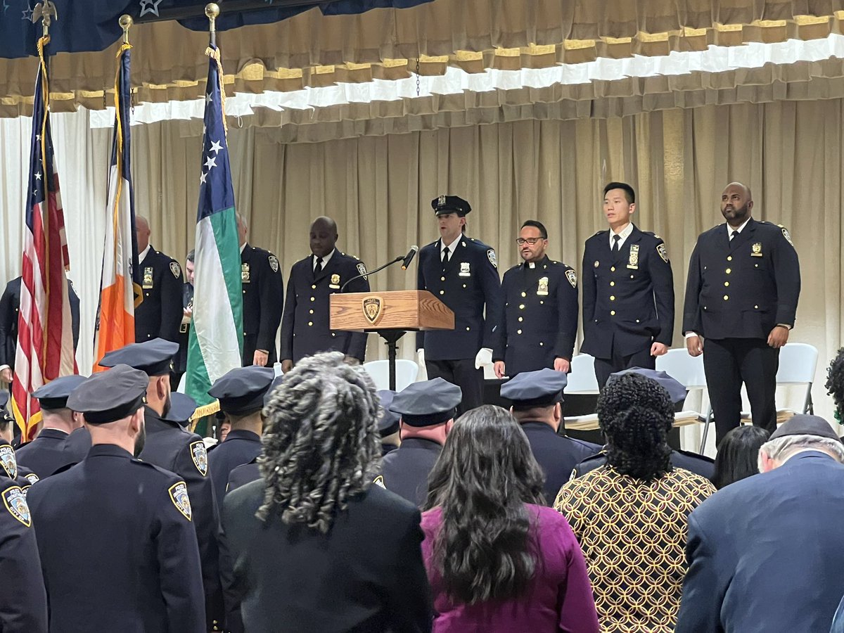 NYPD101Pct's tweet image. Today we celebrated our 101 Precinct Medal Day, honoring the hard work and dedication of our officers. Thank you to their families for the constant support and to our Community Affairs team for putting together a beautiful event. #ItsWhatWeDo