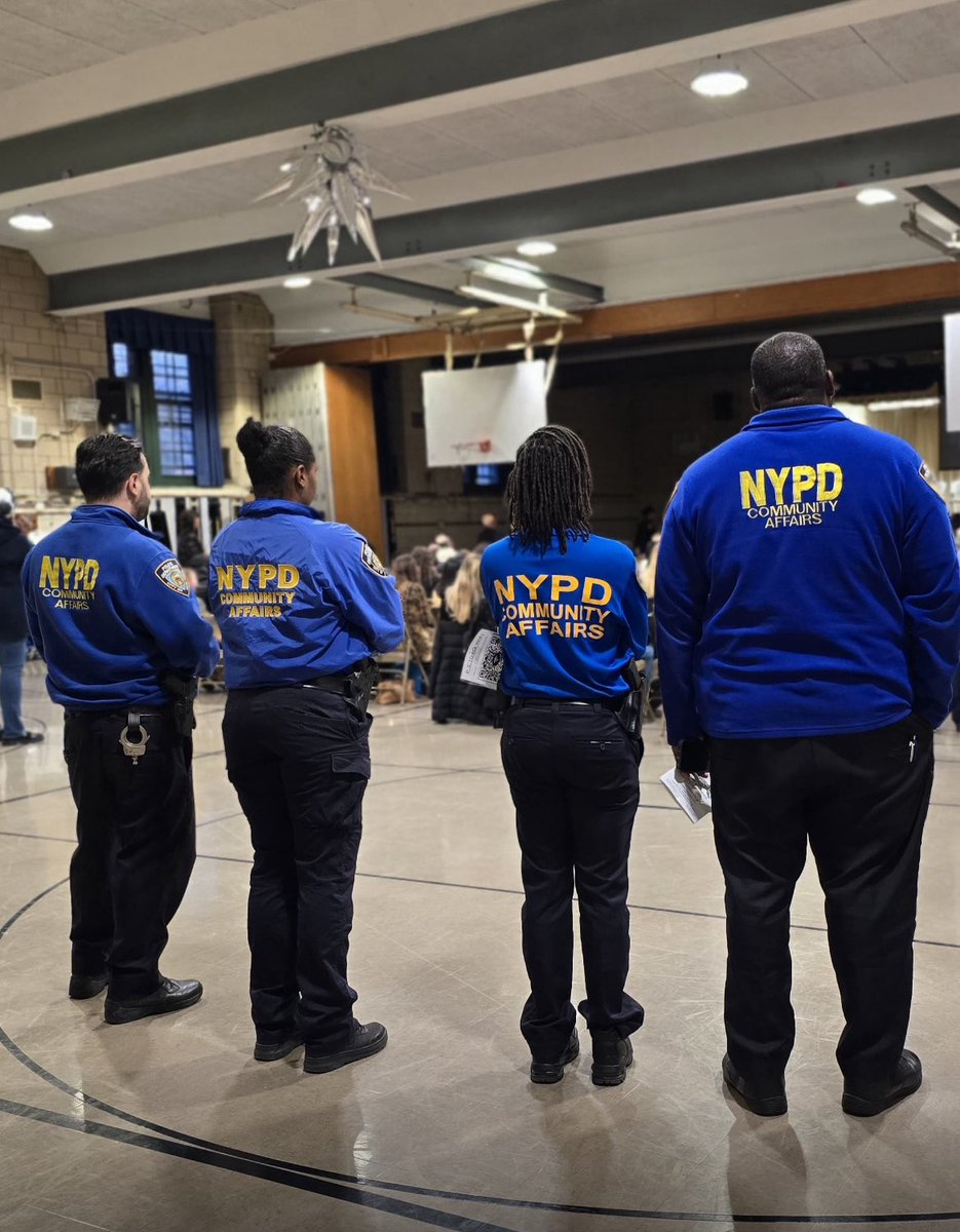 NYPD101Pct's tweet image. Today we celebrated our 101 Precinct Medal Day, honoring the hard work and dedication of our officers. Thank you to their families for the constant support and to our Community Affairs team for putting together a beautiful event. #ItsWhatWeDo