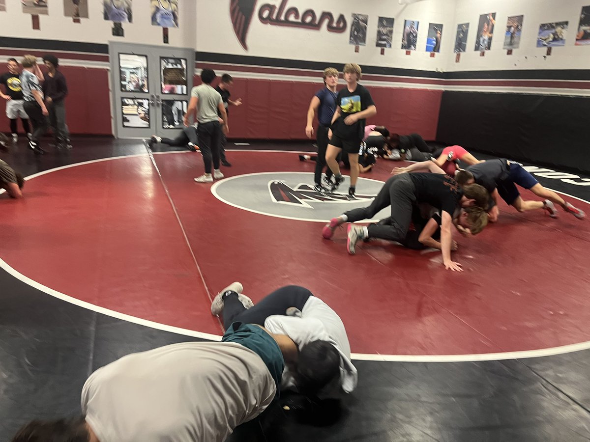 Summit Wrestling tweet media