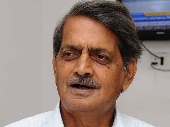 RaoKavitha's tweet image. నెర్రెలు బారిన తెలంగాణ నేల సస్యశ్యామలం కావాలని పరితపించిన మన మట్టిబిడ్డ

ఉమ్మడి రాష్ట్రంలో జరిగిన జలదోపిడీని కళ్లకు కట్టిన అవిశ్రాంత శ్రామికుడు ఆర్. విద్యాసాగర్ రావు గారి జయంతి నేడు

ఆయన పరితపించినట్టుగా తెలంగాణను జలసవ్వడితో తొణికసలాడే పచ్చల హారంగా తీర్చిదిద్దడమే మనం ఆయనకు…