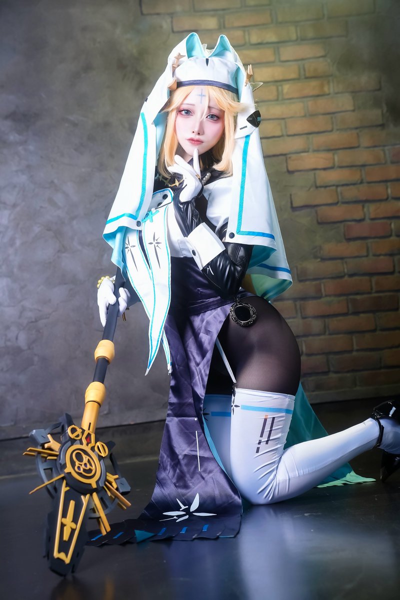 値下げ× NIKKE ラプンツェル　ピュアグレイス　コスプレ武器ウィッグ Amazon.co.jp: [ETER] qiqincosplay 勝利の女神：NIKKE ニケ