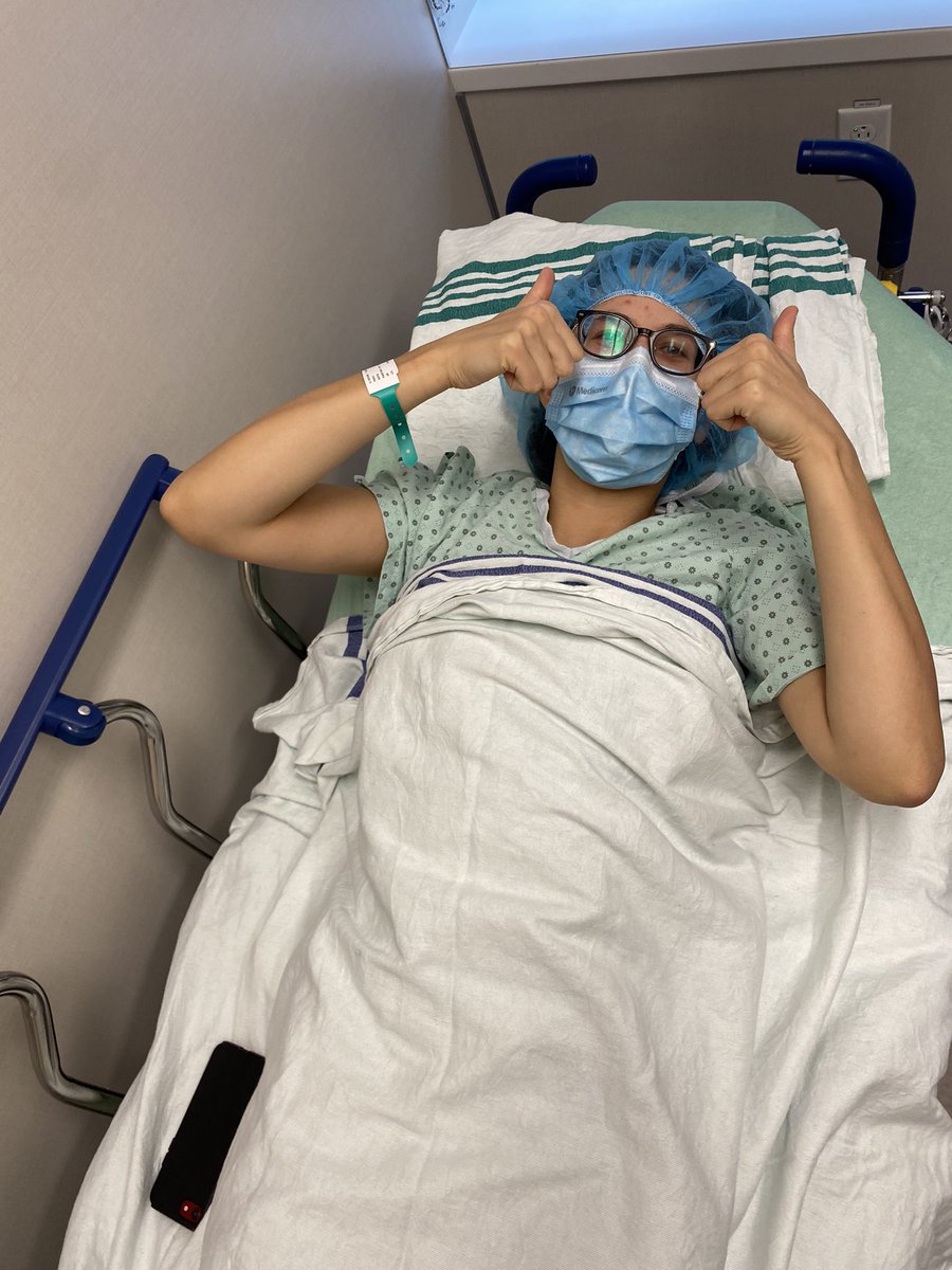 Midas_touch19's tweet image. Two days ago I had surgery and the anesthesiologist played some music while I was put under, of course I requested Tay tay 💕 and my mom got me this cute lil necklace from the hospital gift shop that reminds me of the bejewelled bracelet!