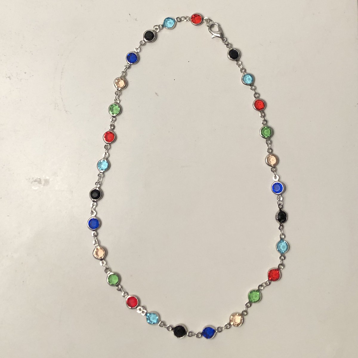 Midas_touch19's tweet image. Two days ago I had surgery and the anesthesiologist played some music while I was put under, of course I requested Tay tay 💕 and my mom got me this cute lil necklace from the hospital gift shop that reminds me of the bejewelled bracelet!