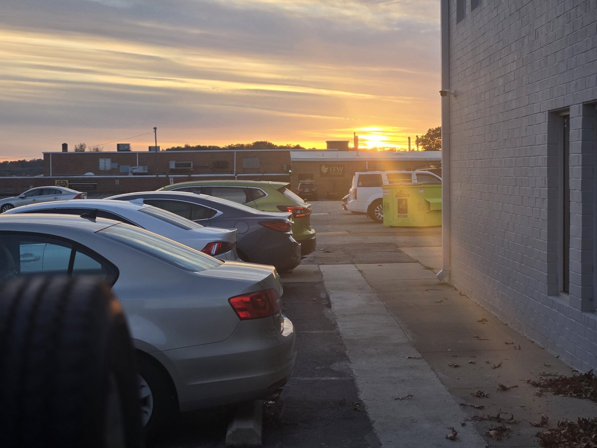 AlDula2's tweet image. Great sunset today!