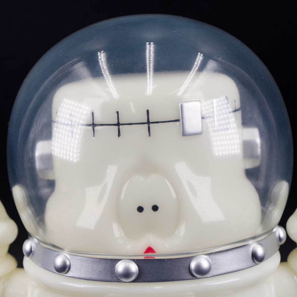 ソフビ抽選情報】HUMAN ROBOTよりASTRO Boo!が登場！ 蓄光成型を活かし