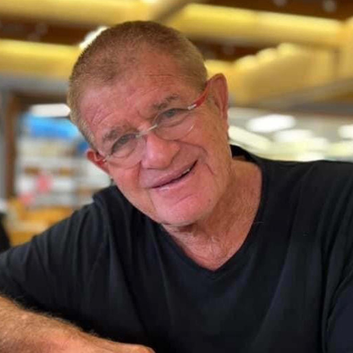 Manny Godard 73, is finally brought back to his homeland

His home in Kibbutz Beeri was set on fire while he was murdered outside his home and kidnapped. His wife Ayelet hid in  bushes for hours before being killed

May Menny's  memory be forever blessed💔🙏
#UntilTheLastHostage