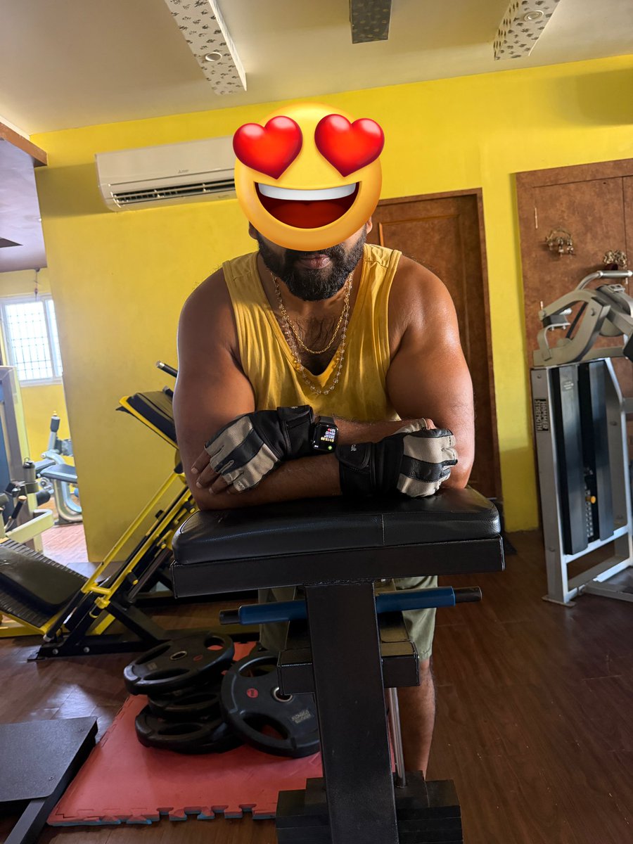 Rhythm_Reverie_'s tweet photo. இந்த நாள் இனிய நாள் 🥰🥰🥰

#FridayVibes  #PushUrLimits https://t.co/aNnOtze5M6