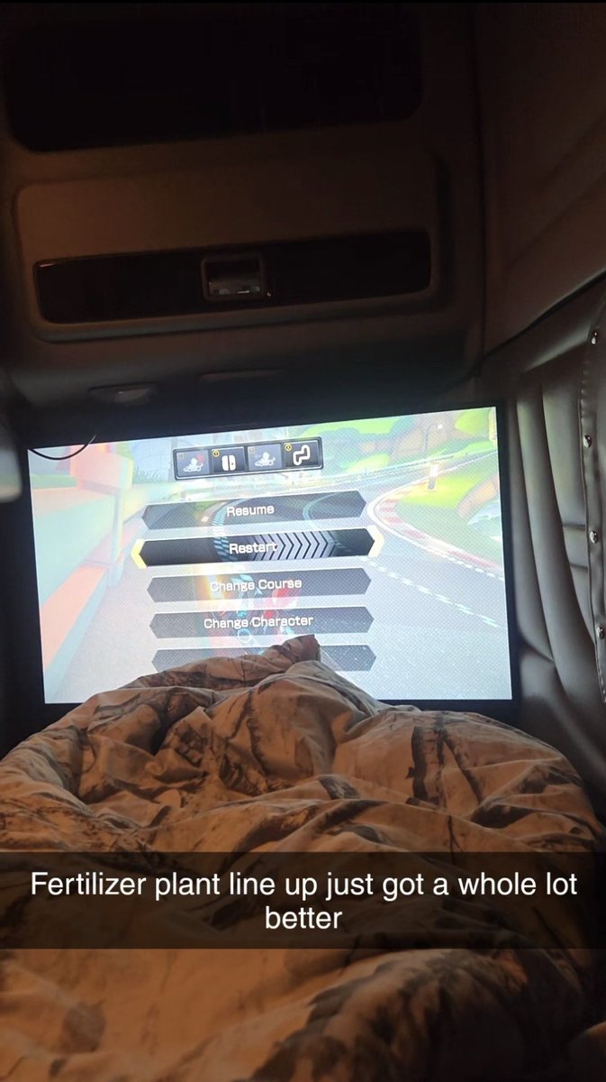 The Grand Sask trucker tweet media