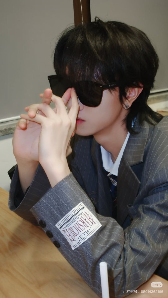 [🗓️] 2025/09/23
𝙏𝙁_𝙄𝙉𝙂 #𝙏𝙤𝙣𝙜𝙔𝙪𝙠𝙪𝙣 小红书 𝙐𝙥𝙙𝙖𝙩𝙚 📕 

ปัดไปทางซ้ายเพื่อช่วยเหมาเก๋อกลายเป็น “บอสใหญ่”

🔗: xhslink.com/o/z8nOOecB7U 

#童禹坤 #ถงอวี่คุน  #TF_ING #TF家族三代 #TFFamily #今日童步