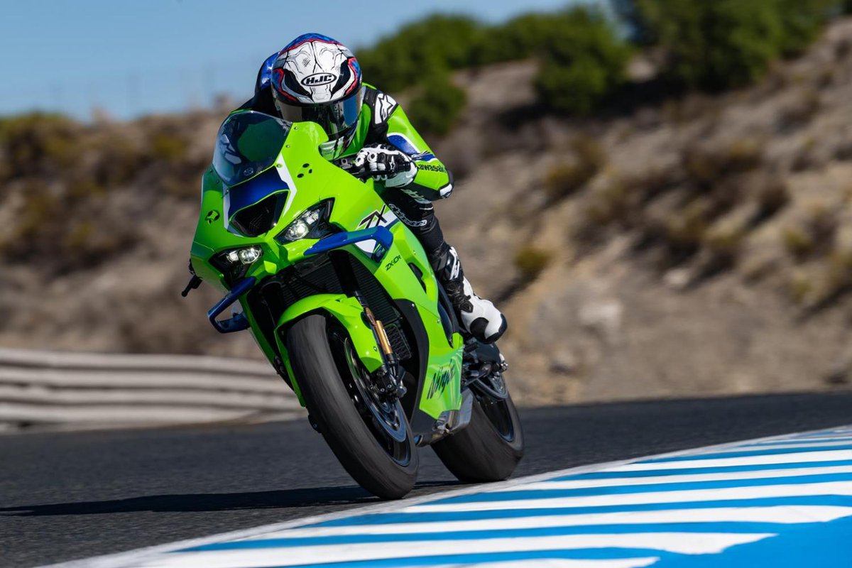 てんてけページ てんてけページ Kawasaki ZX-10R superbike gets surprise winglet