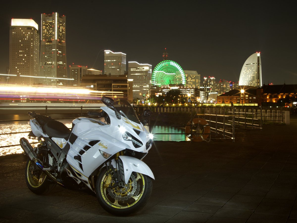 毎月14日はZZR1400の日