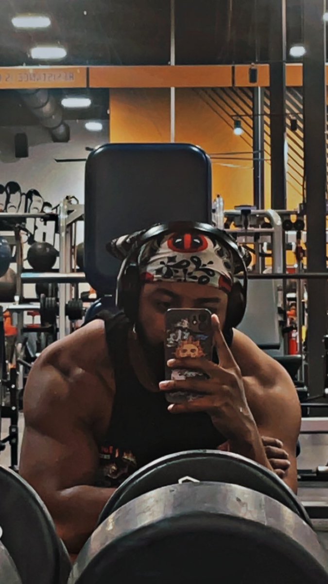 Do we like shoulders?