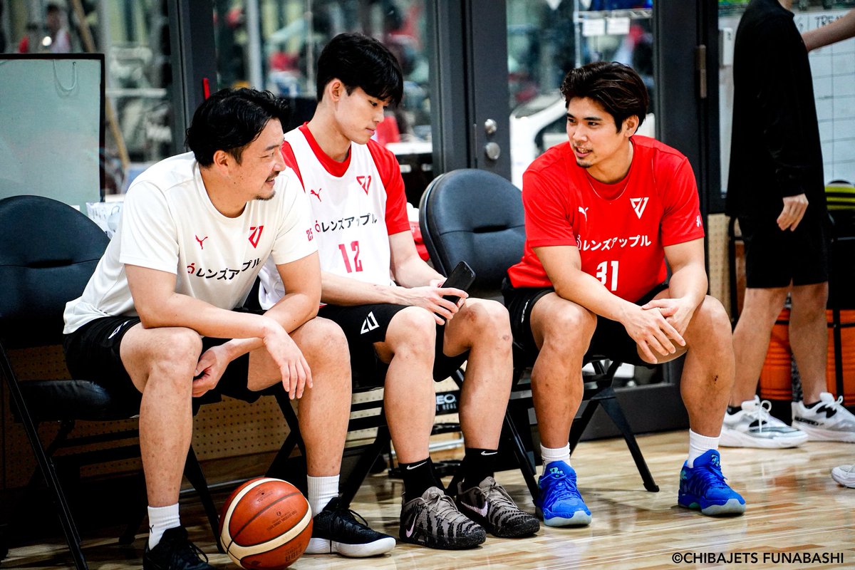 千葉ジェッツ 荒尾岳 いろいろセット とある日の練習後の1コマ📸 #千葉ジェッツ #荒尾岳 #金近廉 #原修太