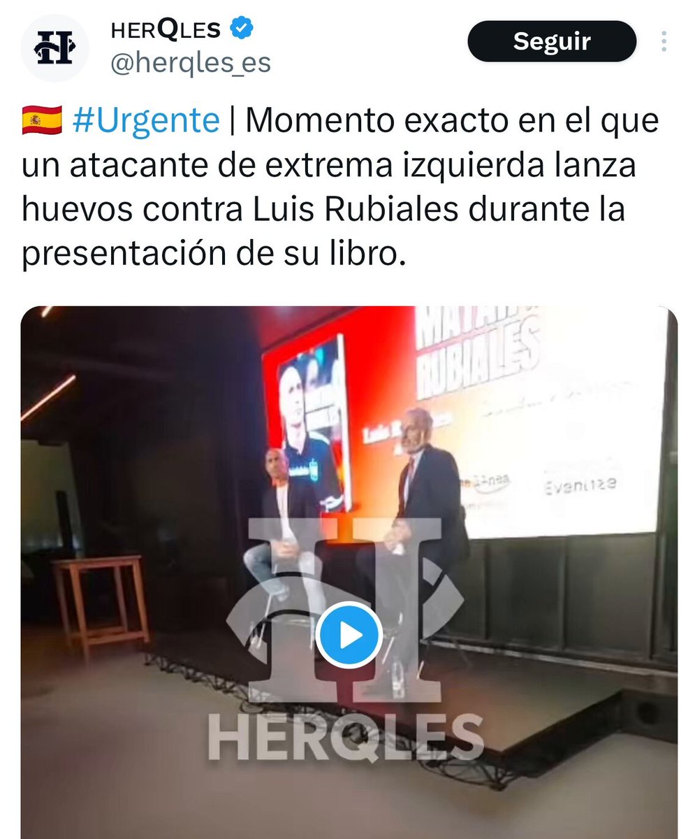 JulianMaciasT's tweet image. &quot;Un atacante de extrema izquierda&quot; dicen en HerQles, el pseudo medio de VOX. Aún no han borrado el tuit a pesar que a los pocos minutos se supo que quien le tiró los huevos a Rubiales fue su tío.
Es su modus operandi, culpan de todo a la izquierda siempre.