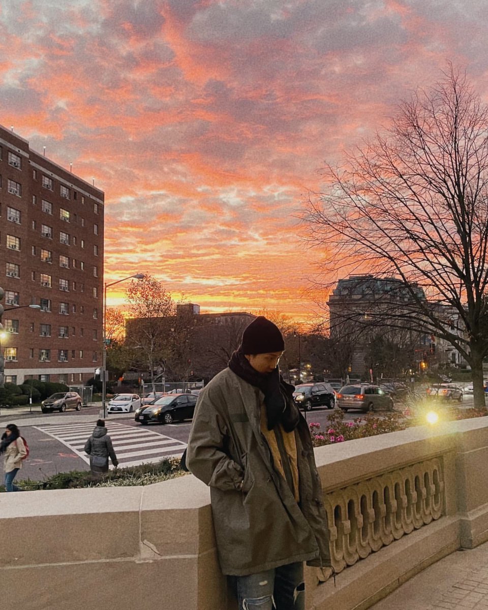 いろんなことがありすぎて、守りたくて、本来しなくていい争いや闘いをしてるアミを救いあげてくれるようなナムの言葉が全てのアミに届きますように。
本当に大切なことを改めて教えてくれた彼の言葉。私たちが愛してる人たちのことだけを考えて幸せでいなきゃ。