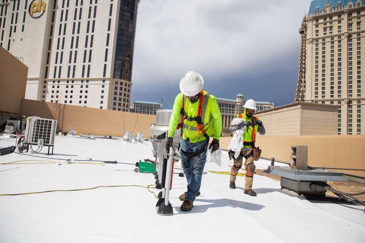 JMRoofingSystem's tweet image. 300,000 sq. ft. re-roof on the Las Vegas Strip? ✅ Miracle Mile Shops got a full JM PVC system with RhinoPlate® tech for reliable waterproofing. Big job, big results! Check out the full story here: jm.com/content/dam/jm…