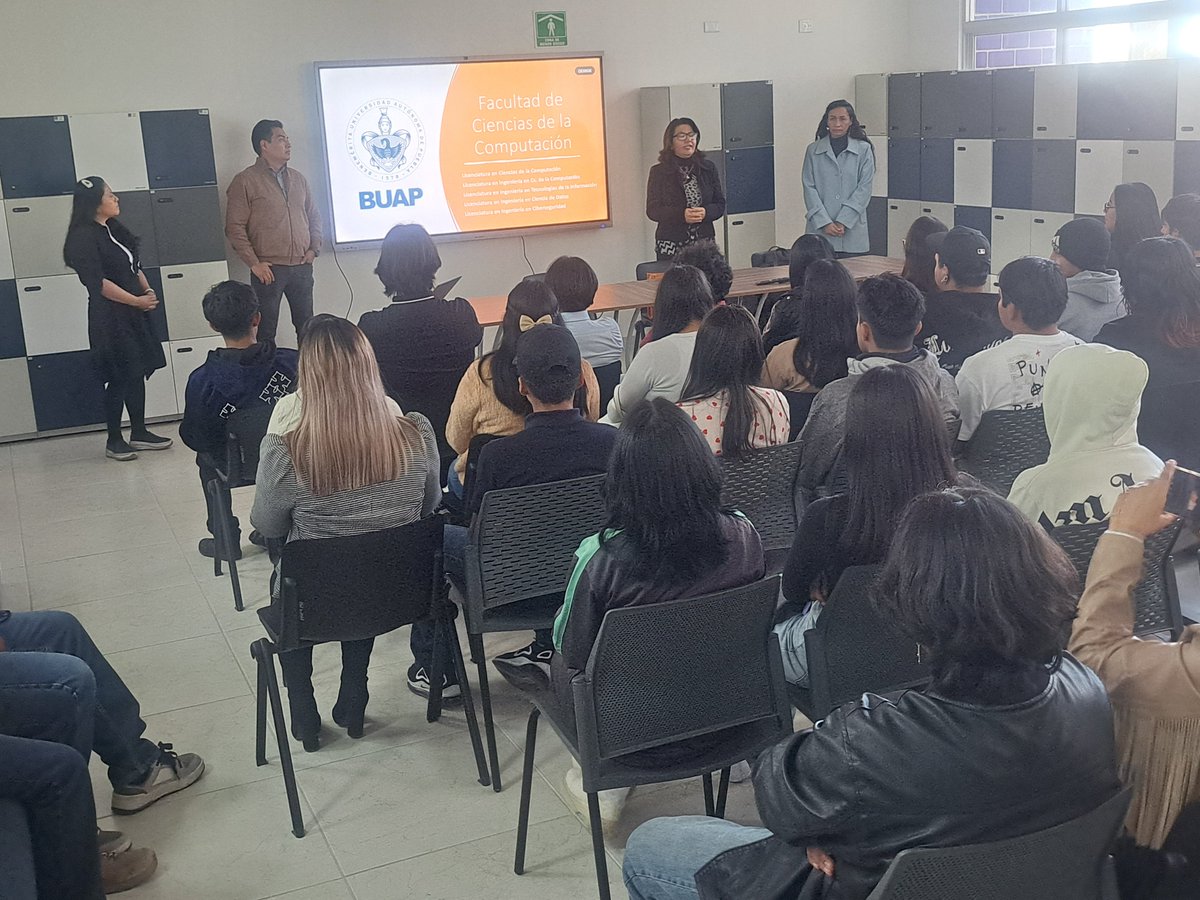 buap_fcc's tweet image. 🎉 ¡Bienvenido el CECyTE Guadalupe Victoria a CU2 BUAP!

Agradecemos a los Coordinadores de Programa Educativo, docentes, estudiantes y al Arq. Uziel García por recibirnos y facilitar la presentación de proyectos que inspiran a estudiar en la FCC.

🐺 #SomosLobosBUAP