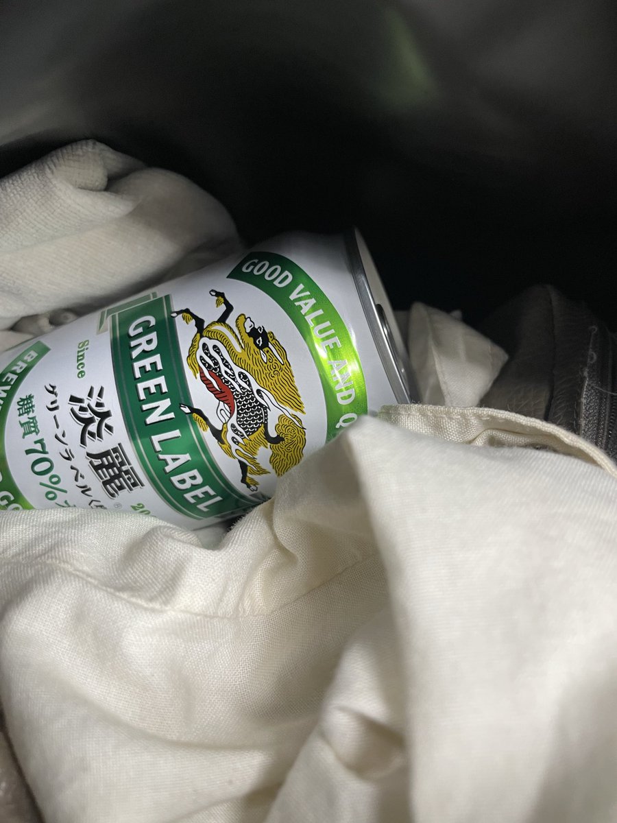 masachi様 なんかカバンの底に思い当たらへん形状があるな〜と思って見たら