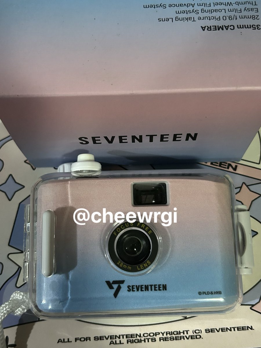 cheewrgi's tweet photo. inch check

wts lfb

seventeen assorted pc and film cam

film cam is never been used, binuksan lang talaga yung box then display na

seventeen svt film cam camera jeonghan jun seungkwan dino hoshi wonwoo mingyu cheol pc photocard https://t.co/u8F6s6tpW2