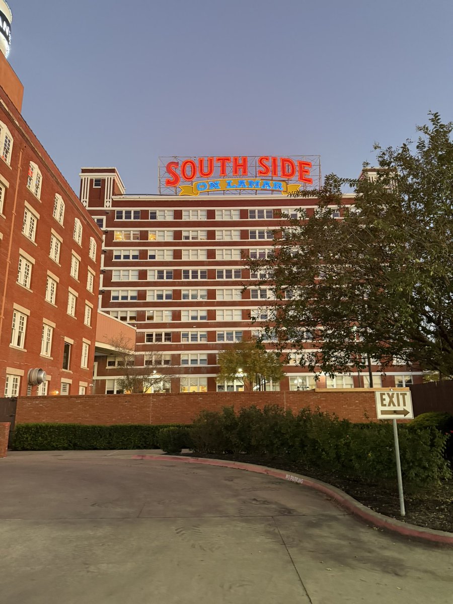 Your_Guy_Nix's tweet image. #CurrentView