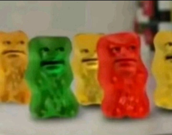 mís amigos y yo cuando esa puta de mierda habla
