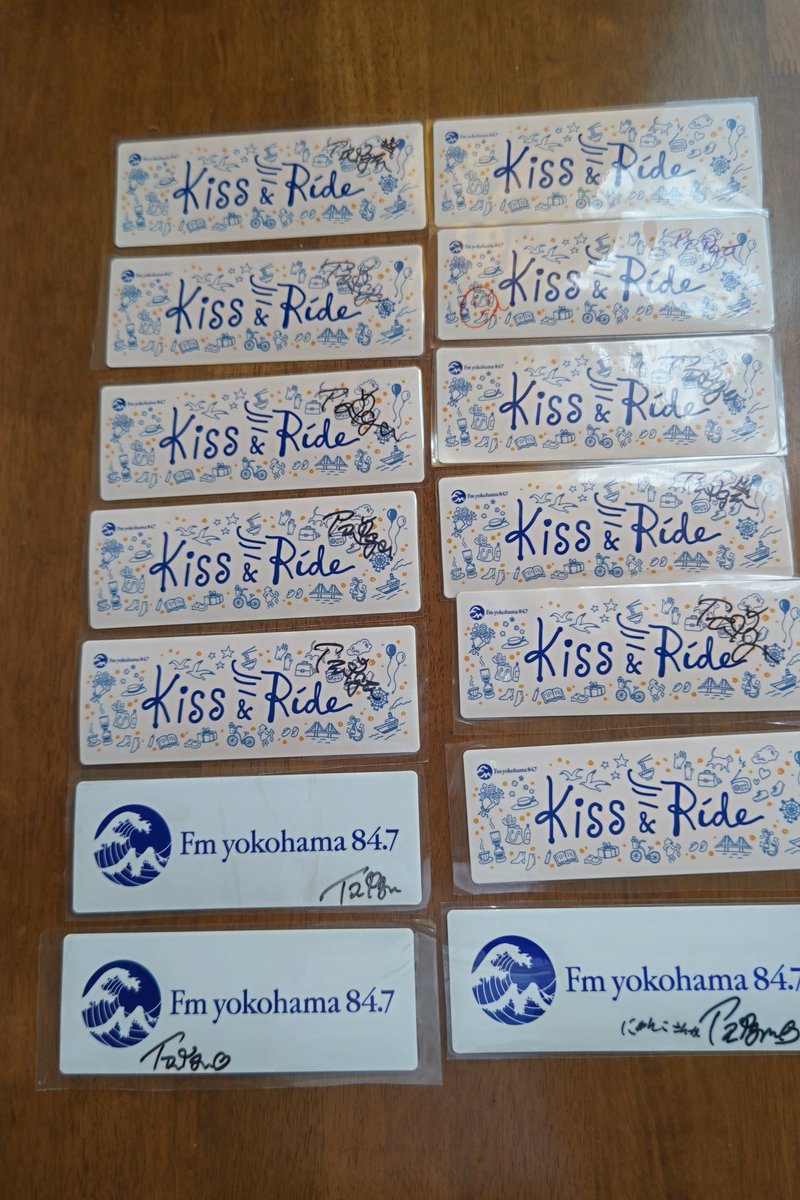 bn847 私の自慢 推しのサイン入りステッカー🫶