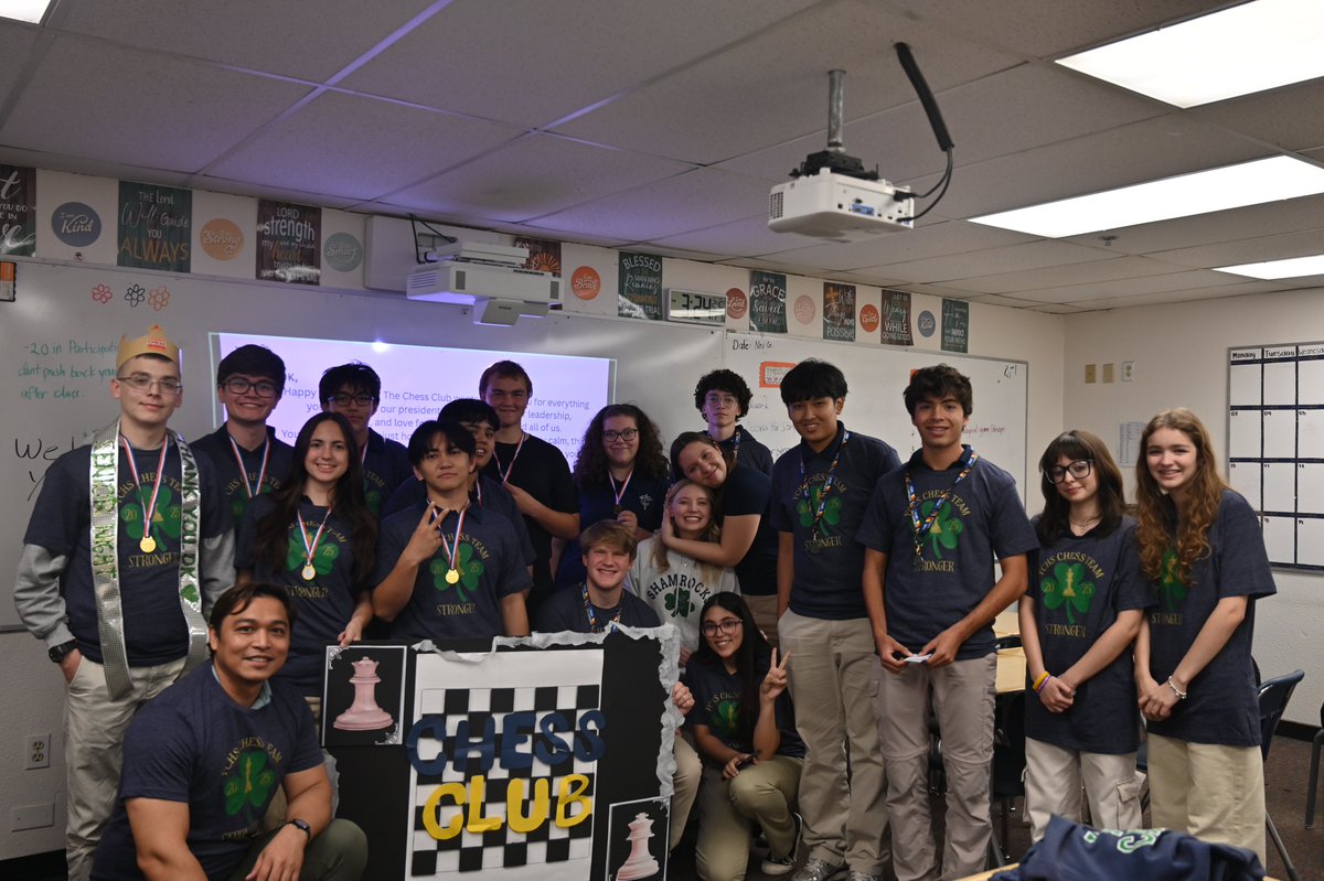 ♟️ The Yuma Catholic Shamrocks Chess Team heads into the 2025–26 AIA State Team Championship this Nov. 14–15 at Yuma High School. Wishing our Shamrocks all the focus, confidence, and good luck out there — you’ve got this! 🍀💪