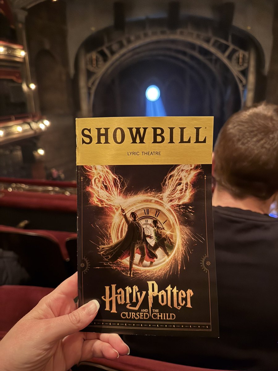 Final show of the trip. Scored a great deal on the Theatr app.