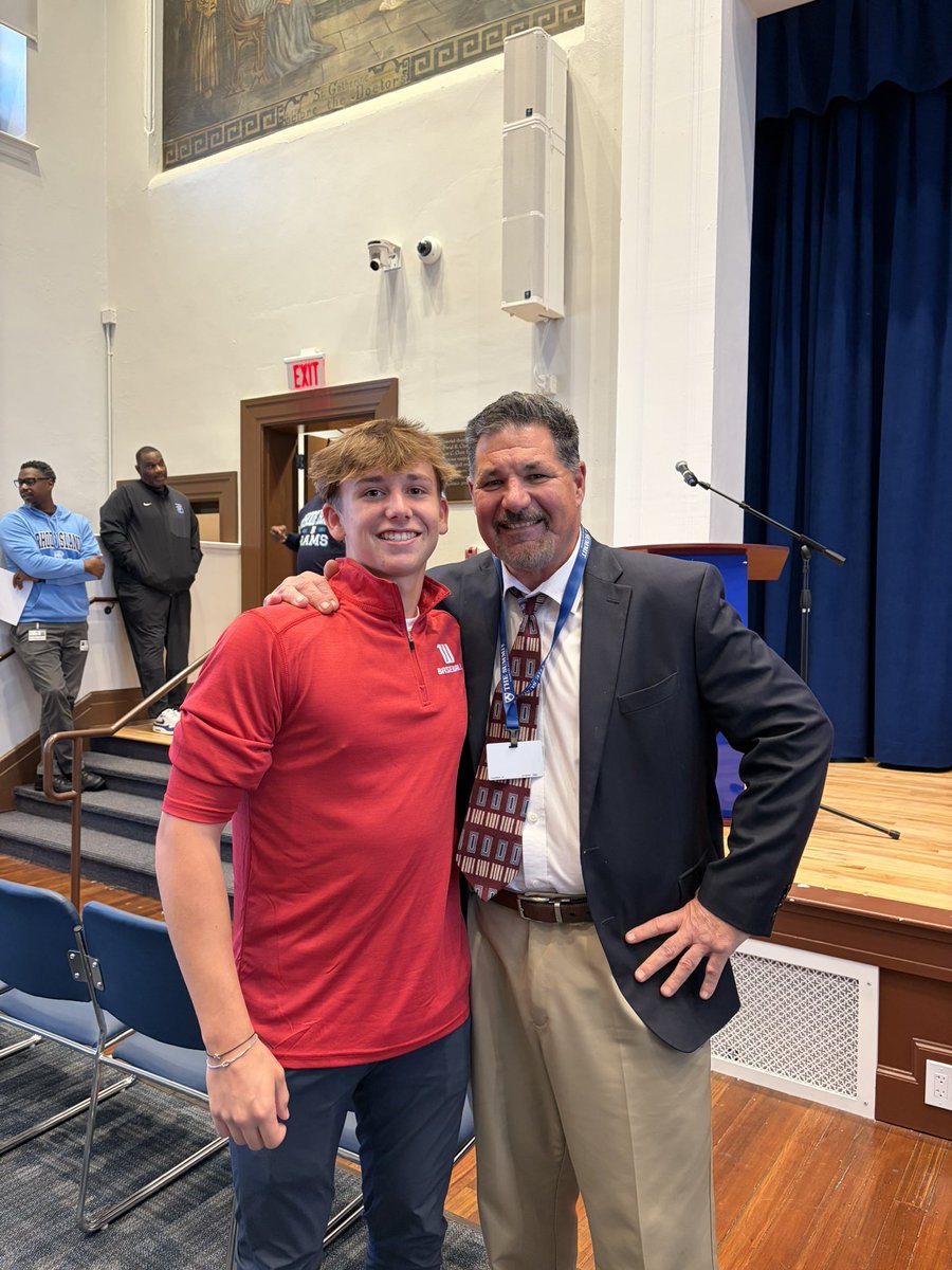 Made it official yesterday, could not be more excited to join such a good group for my next 4 years! Thank you, <a href="/CoachGriff24/">Mitchell Griffiths</a> <a href="/CoachHimmy/">Darren Himsworth</a> <a href="/CoachNeff1411/">DJ Neff</a> for giving me this opportunity. I would like to thank my family and all coaches who have supported me along the way.

#tigerup