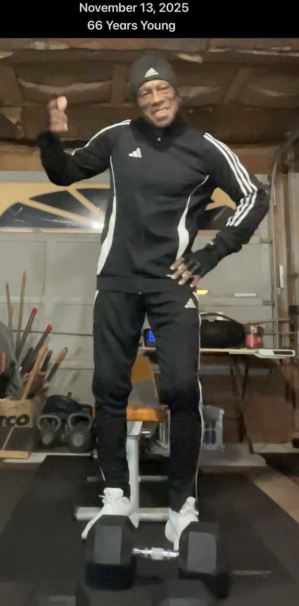 Sexagenarian59's tweet image. #FitnessForLife #Sexagenarian 1959
Age is JUST a number. Ya true age is defined by ya phys &amp;amp; 🧠vitality, not 🎂. Embrace the energy U feel, not yrs you've lived. Don't let a 📅 dictate ya 🤗. Stay curious, active &amp;amp; let your vitality shine through. #LiveWithPassion
#AgelessSpirit