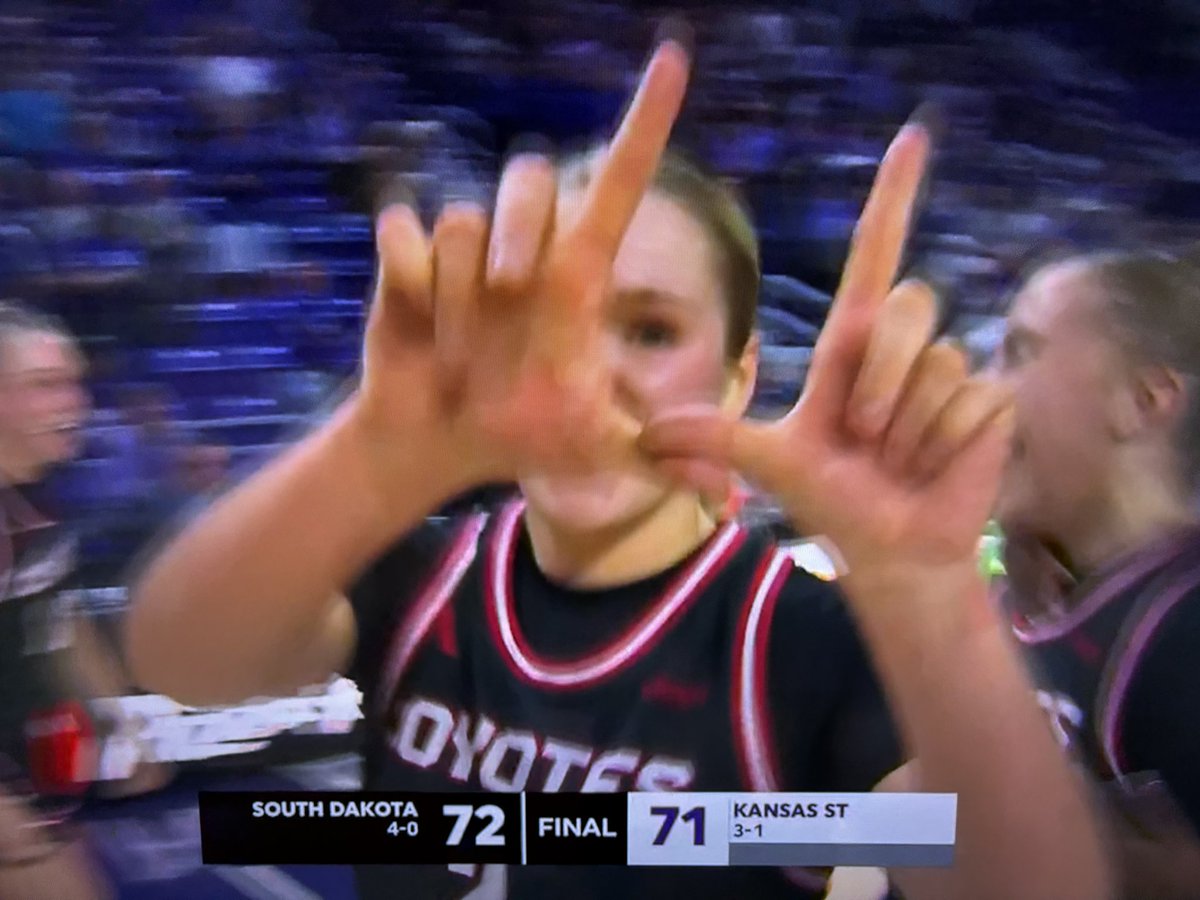 SDCoyotes's tweet photo. W. https://t.co/9KdSHxMhs7
