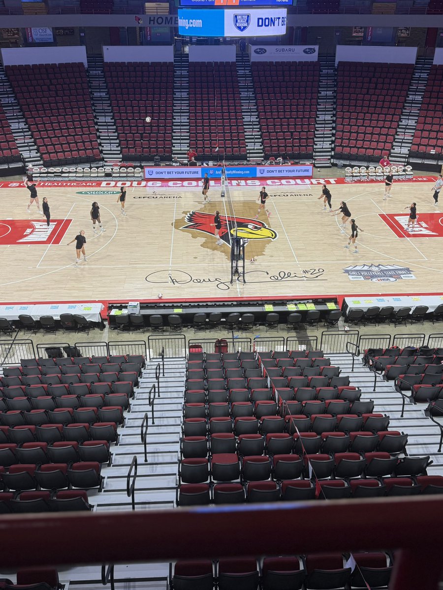 RedHawkVB's tweet image. Home Sweet Home 💯💯 RedHawks have arrived to RedBird Arena #Program ™️ #State