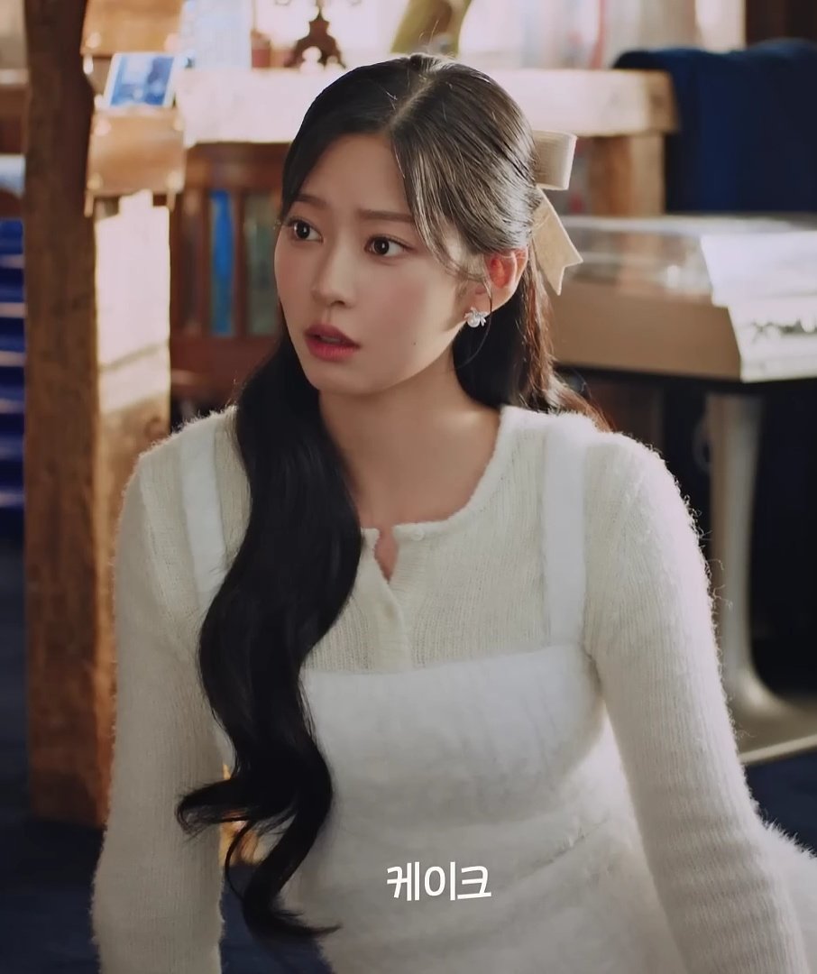 KowaiYume22's tweet photo. pretty. that's what she is. EXTREMELY PRETTY https://t.co/QNjBXhQ4K7