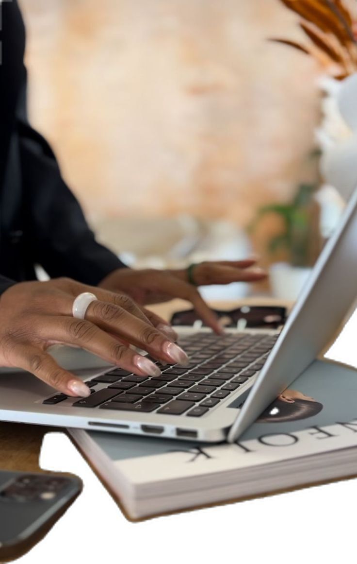 BlaqIsLyfe's tweet image. Sometimes you don’t need a whole team — just the right virtual assistant. Let’s simplify your systems, streamline your schedule, and support your goals.
🔗 virtuallysjd.com

#VirtualAssistantServices #AdminSolutions #BusinessOrganization #VAForHire