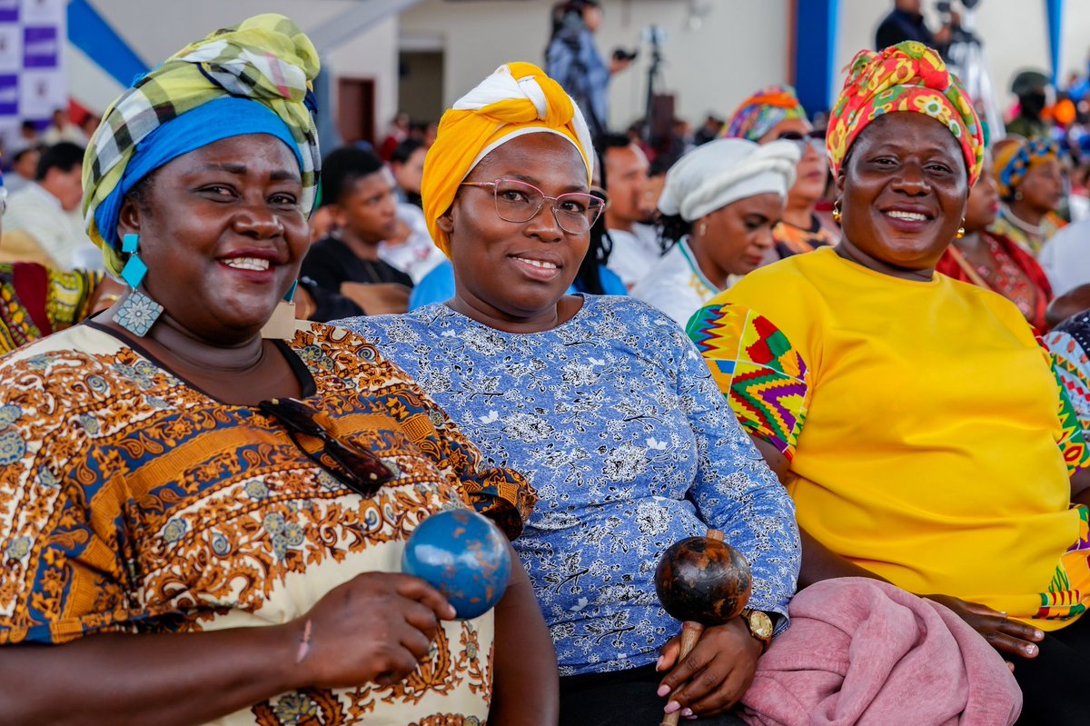 🇪🇨 Desde Riobamba, celebramos 37 años del Sistema de Educación Intercultural Bilingüe, donde la Presidenta Constitucional de la República, remplazante por ausencia temporal, <a href="/mjpintoec/">María José Pinto 🇪🇨 Ecuador</a>, junto a los viceministros Christian Salazar y Jaime Medina, participaron en la Jornada