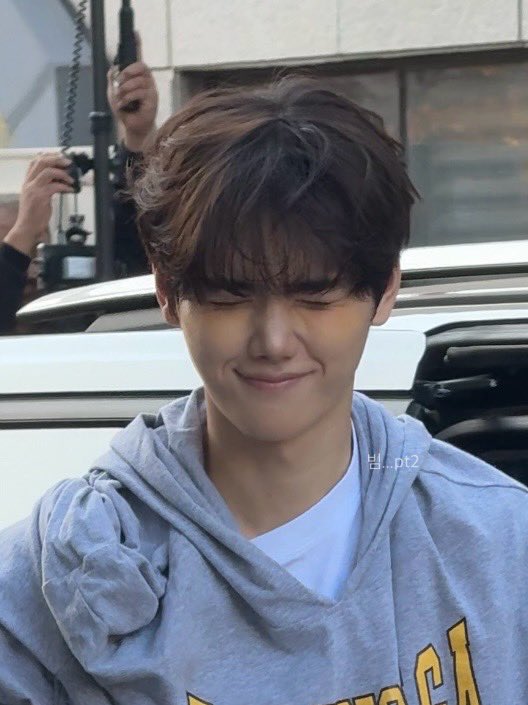 빔...pt.2 tweet media