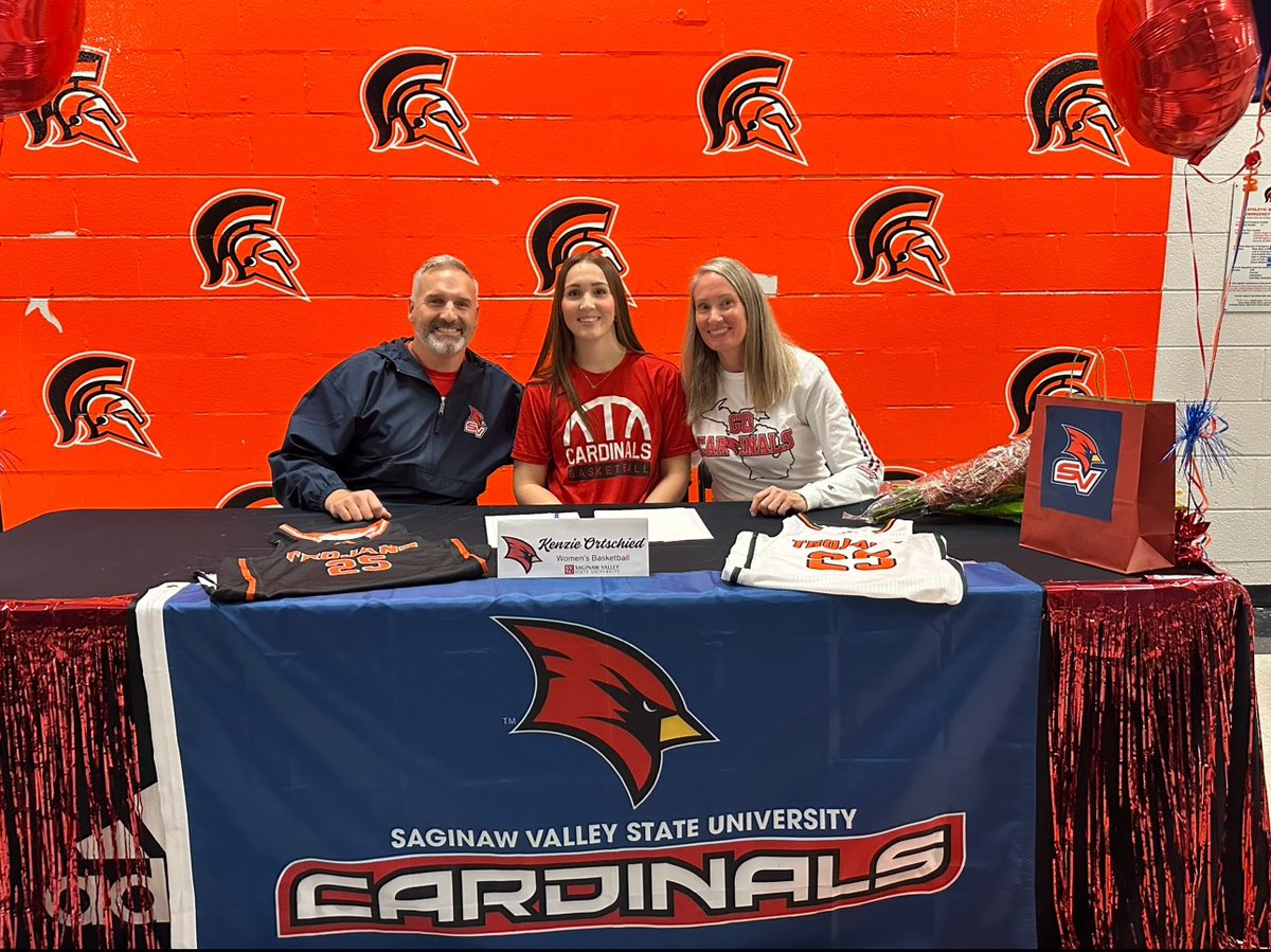 Congratulations to Haylee and Mackenzie on signing to continue their academic and athletic journey at the college level‼️

Haylee Ellis - University of North Carolina at Greensboro Softball 🥎

Mackenzie Ortscheid - Saginaw Valley State University Women’s Basketball 🏀