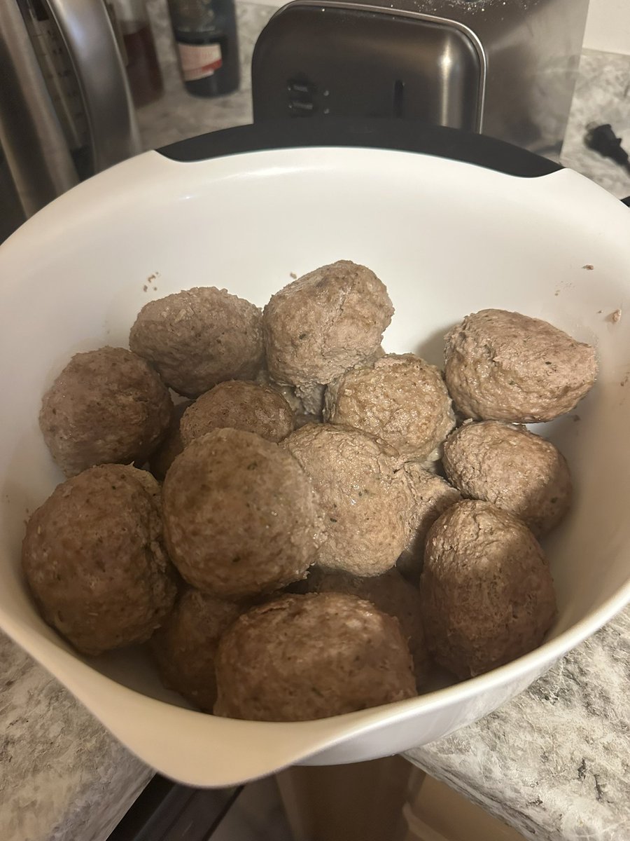 Hayden Brotz tweet media