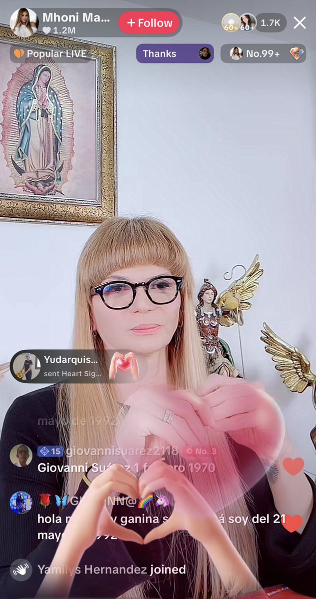 __Chikafdm__'s tweet image. Muchas felicidades Mhoni. Terminas tu Live en TikTok con más de 1.2 Millònes de likes y mas de 200 mil espectadores 👏🏻👏🏻👏🏻👏🏻@mhonividente #Horoscopos y #PreguntaleaMhoni feliz tarde de Jueves. @ClubMhoniFan